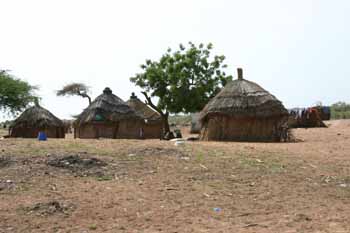 Nous voil� dans un vil.. Tourisme - 
